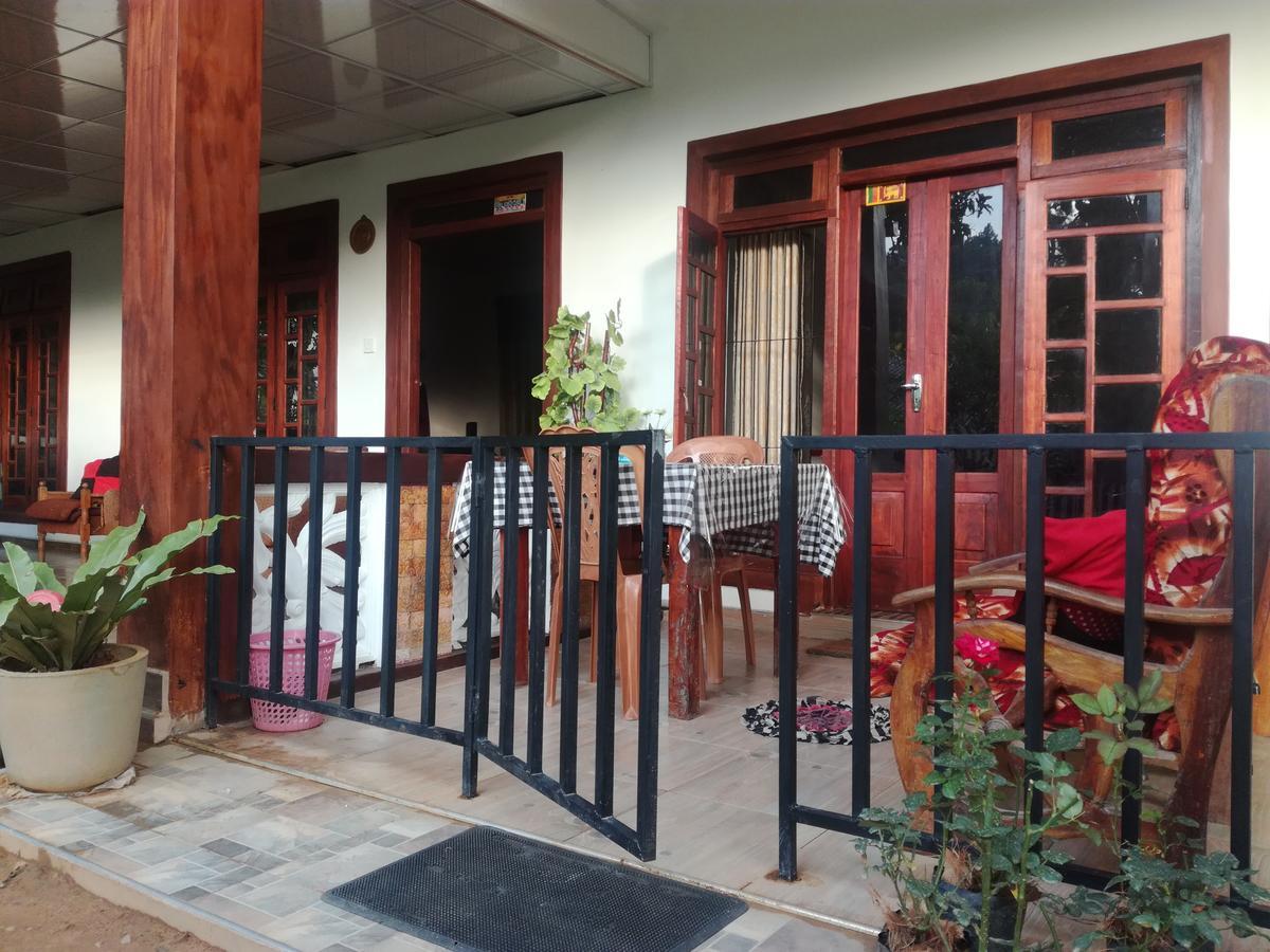 Maleesha Homestay Ella Exterior foto